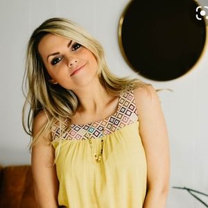 The Mila Top - Mustard - Large - Mod Boutique - NWT